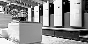 Druckmaschinenreihe in der Druckerei Zabel